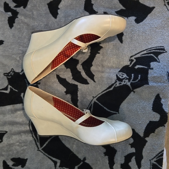 B.A.I.T Rayne pinup retro rockabilly wedges heels 11 cream - Picture 4 of 4